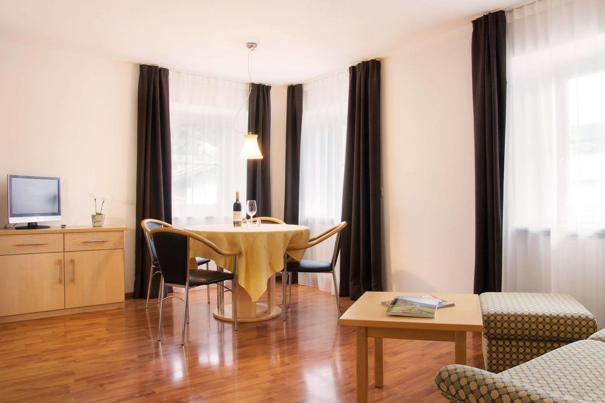Sankt Johann Spa Suites & Apartments Prato allo Stelvio Exterior photo